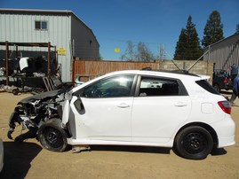 2010 TOYOTA MATRIX S WHITE AWD AT 2.4 Z19596